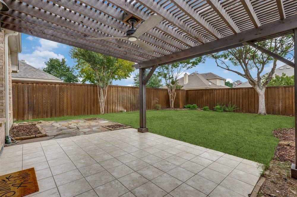 Before Empty outdoor